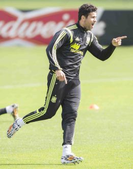 Diego Costa brilla en el primer entrenamiento de la Selección