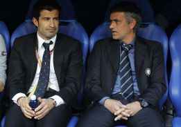 Mourinho: "Luis Figo garantiza un mejor futuro para la FIFA"