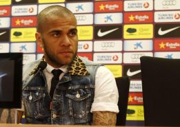 Dani Alves entra en el mundo de la moda con ''Bam Bam'' 