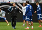 El Tata Martino llega a Europa para verse con los argentinos