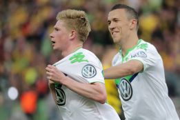 El Wolfsburgo logra su primera Copa en la despedida de Klopp