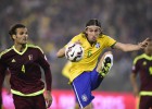 La llegada del turco al Chelsea le abre la puerta a Filipe Luis