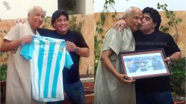 Maradona visitó al árbitro que no vio la famosa 'mano de Dios'