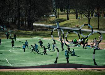 Los 16 estadios de fútbol más extraños del mundo