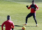 Augusto back from injury and in Atlético squad for PSV trip