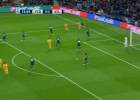 Suárez lucky to escape red after kicking out at Juanfran