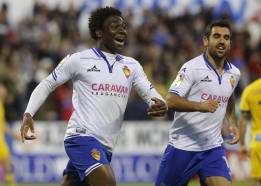 Dongou dispara al Zaragoza hacia el ascenso directo