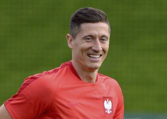 Robert Lewandowski's agent admits Real Madrid talks