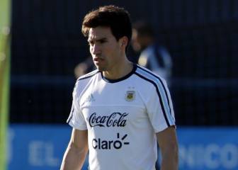 Gaitan reemplazaría a Messi si no llega al primer partido