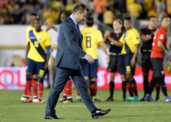 El Brasil de Dunga y el balón siguen sin entenderse