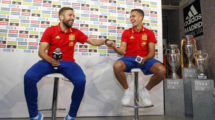 Jordi Alba: “I’d like to have Lucas Vázquez in my team”