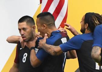 Estados Unidos por fin luce de anfitrión y golea a Costa Rica