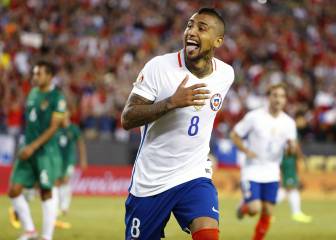 Un polémico penal en los descuentos salva a Chile