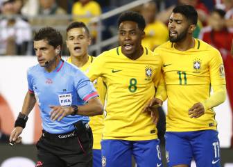 El árbitro que validó el gol de Ruidíaz, fuera de la Copa
