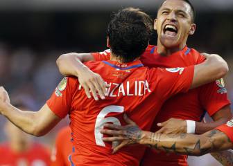 Chile gana bajo diluvio y reedita final contra Argentina