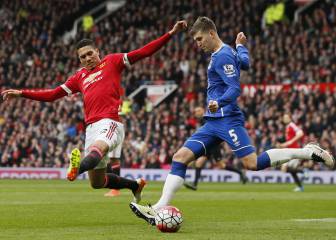 Sun: Stones le pide al Everton que le deje ir al City de Pep