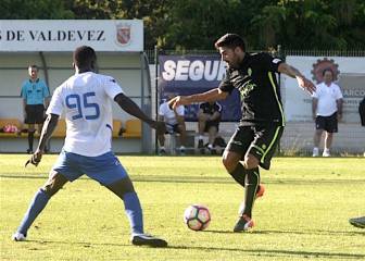 Dos penaltis condenan al Sporting ante el Feirense