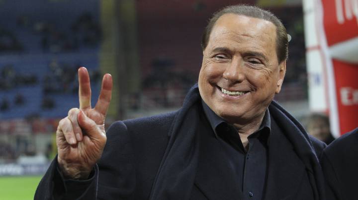 Berlusconi vende el Milán tras 30 años a un grupo chino