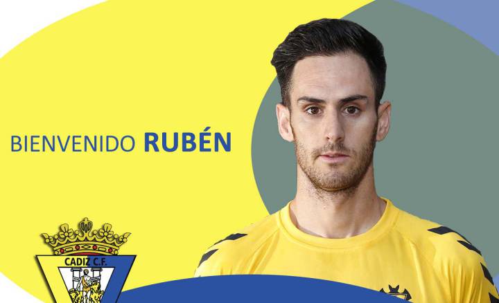 Rubén Cruz firma por el Cádiz