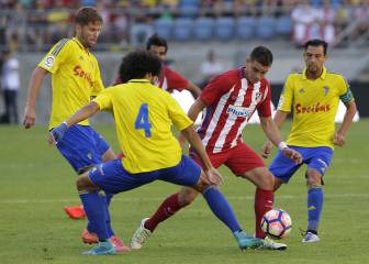 Villarreal take Santos Borré on loan to cover for Soldado