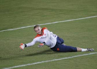 Barça: Cillessen emerges as candidate to replace Bravo