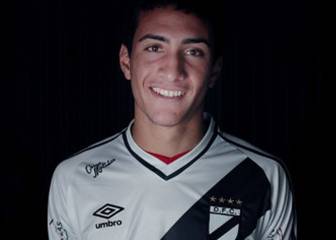 Sevilla sign Uruguayan central defender Cristian González