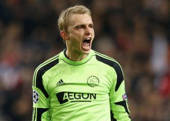 Cillessen completes Barça move