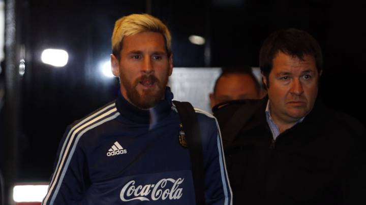 Bauza confirms that Messi is due to fly back to Barcelona