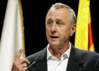 Barcelona accidentally cancel Cruyff family season tickets