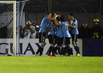 Luis Suárez y Cavani fueron demasiado para La Vinotinto