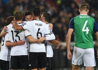 Kroos, Draxler y Khedira guían a Alemania al pleno de victorias