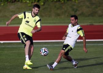 Xavi defends Piqué amid media storm: “It’s embarrassing”