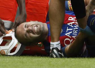 Iniesta to miss up to 14 games, including El Clásico