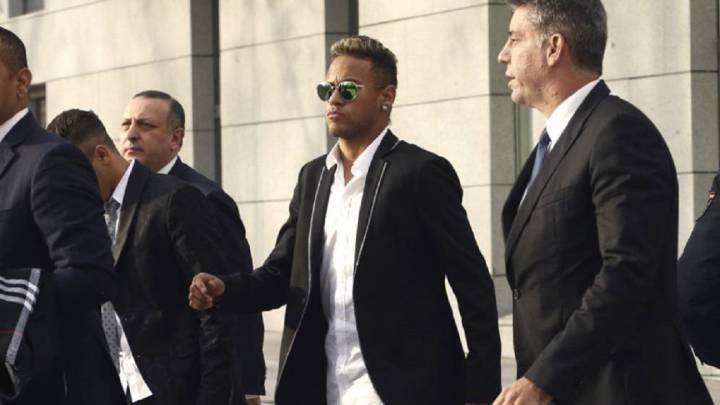 De la Mata procesa a Neymar y Bartomeu por estafa en el fichaje