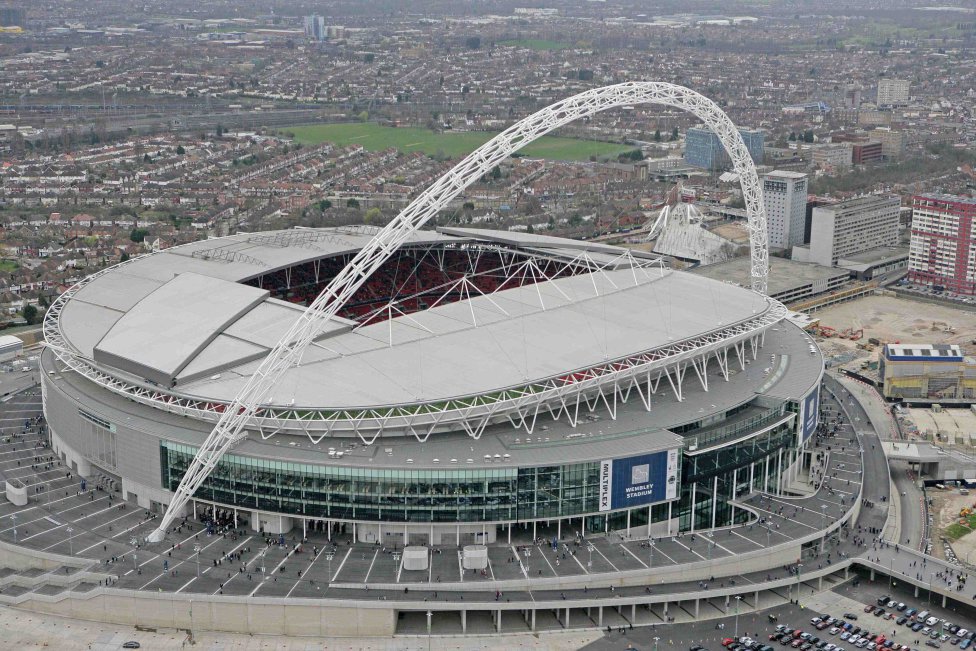 Вид с воздуха на Wembley Park, когда они закончили работу в 2007 году