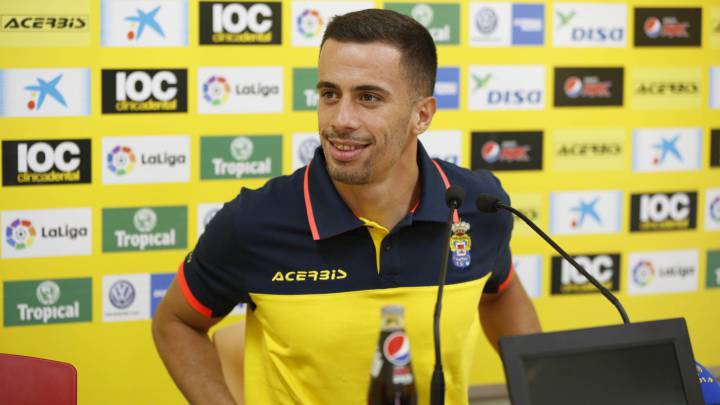 El jugador Hernán en rueda de prensa con Las Palmas.
