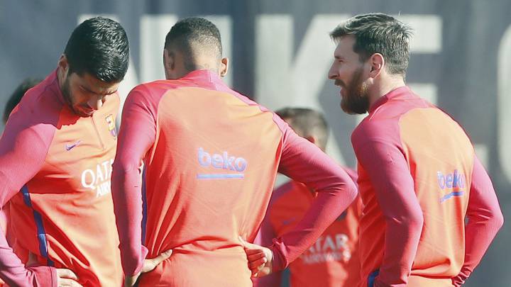 Messi, Luis Suárez y Neymar, durante un entrenamiento del Barcelona.