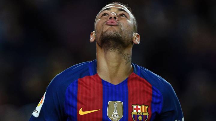Neymar Jr, durante el partido de LaLiga entre el Barcelona y el Málaga en el Camp Nou.