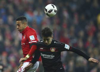 Bayern win to close on Leipzig but Dortmund lose ground