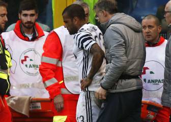 Dani Alves: fractura de peroné y será baja entre 3 y 4 meses
