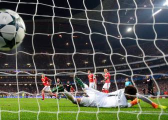 El Barcelona espía a Ederson Moraes, portero del Benfica