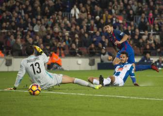 Suarez and Messi put Espanyol to the sword in derby win