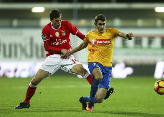 Mou podría hacer rico a un club de segunda si ficha a Lindelöf