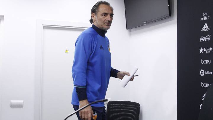 Cesare Prandelli resigns as Valencia boss