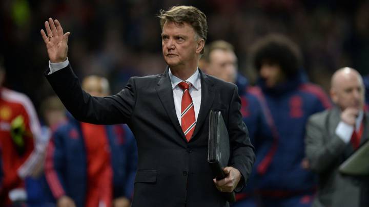 Van Gaal not retiring and turned down Valencia manager's offer