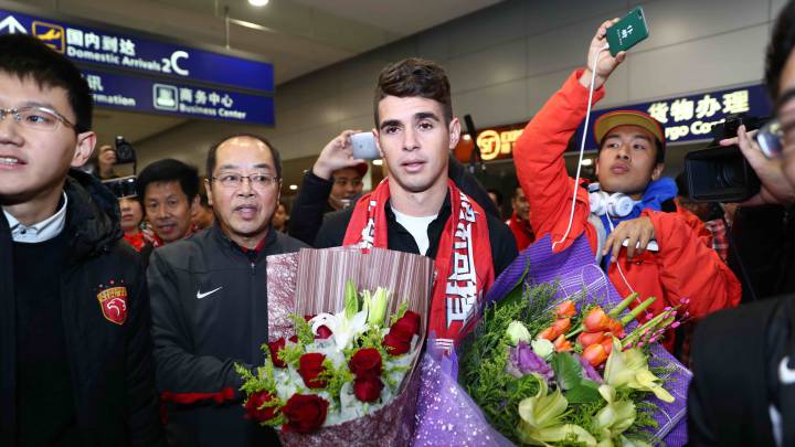 Oscar a su llegada a China