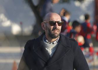 Barcelona y PSG van a intentar el fichaje de Monchi