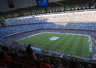 Camp Nou prepares hankie protest against 'biased' refs