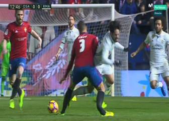 Osasuna's Tano Bonnín suffers gruesome injury in Real clash