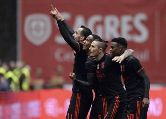 El Benfica se mantiene líder con un gol de Mitroglou